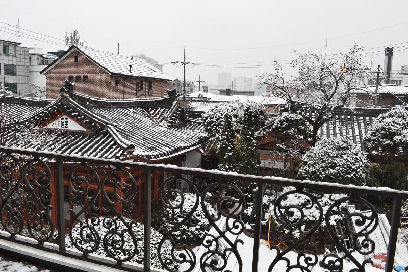 Bonum 1957 Hanok And Boutique Seoul Exterior photo